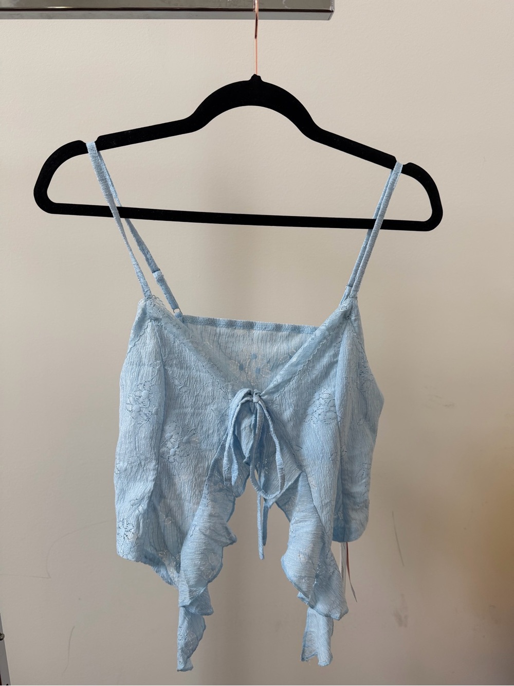 Cider Light Blue LACE RUFFLE HEM KNOTTED KNIT CROP TOP
